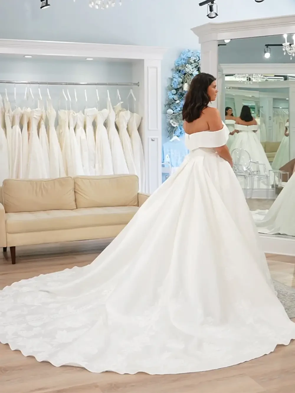 Photo of the smiling bride